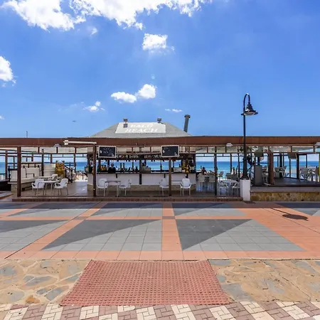 公寓 2 Linea Playa Carihuela 托雷莫利诺斯